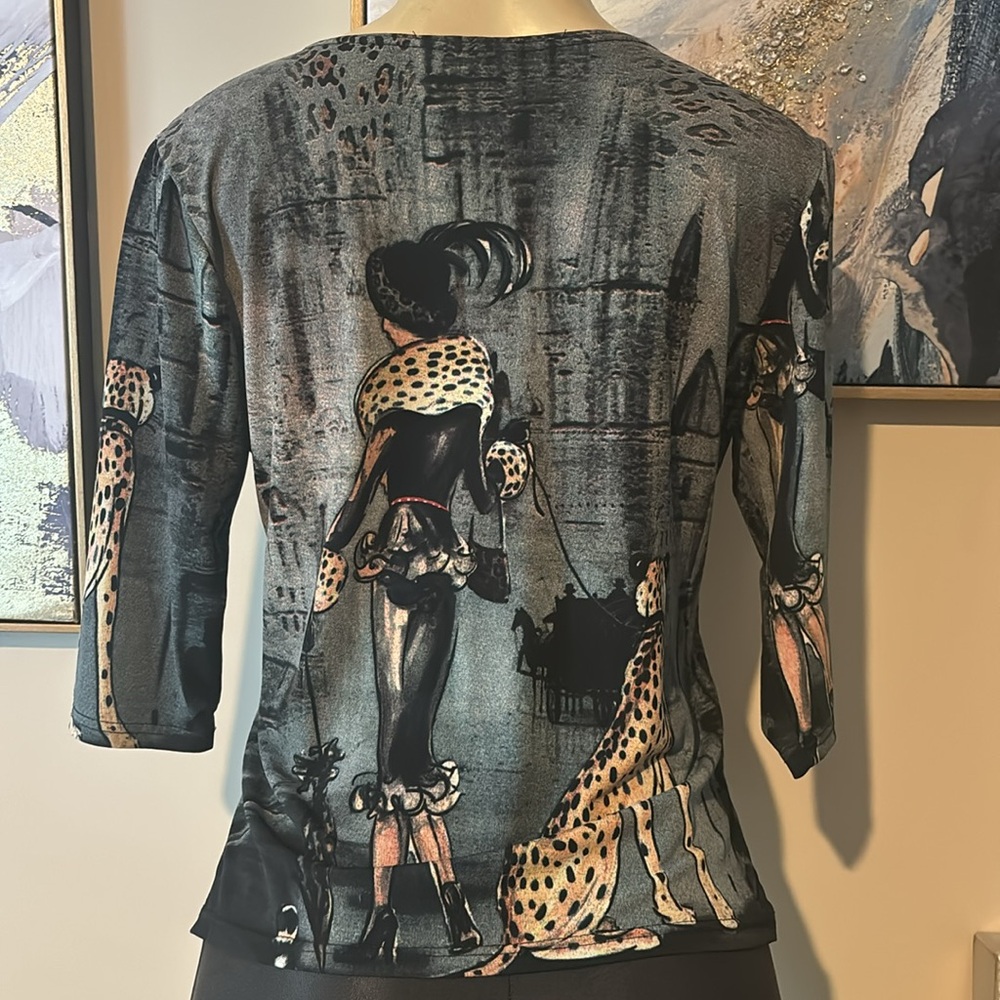 Valentina Women's Top Size M Leopard Parisian Woman Umbrella Jeweled 3/4 Sleeves - Picture 6 of 7